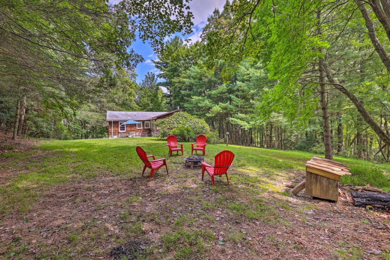 Вілла Peaceful Roaring Gap Retreat With Fire Pit And Patio! Екстер'єр фото